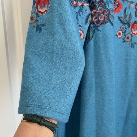 RUBY RD. WOMEN'S TOPS L/1X PULLOVER BLUE FLORAL KNIT 3/4 SLEEVES KEYHOLE NECK - Picture 6 of 7